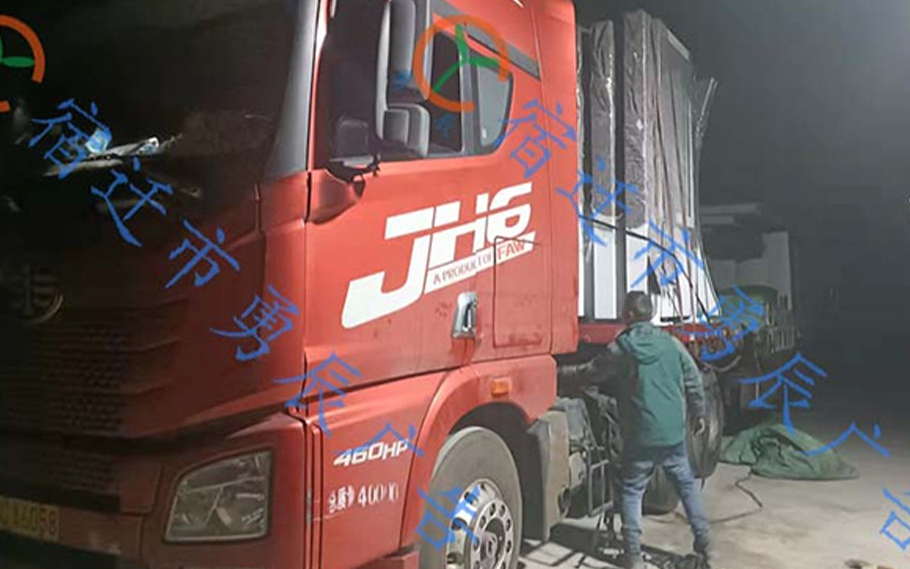 時(shí)尚款候車(chē)亭首批發(fā)貨